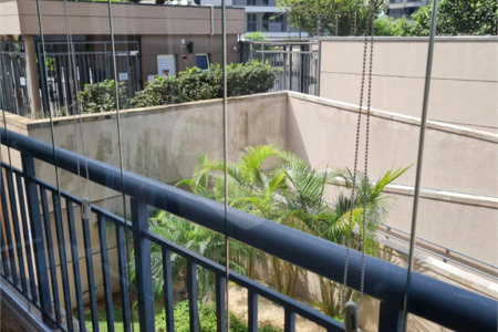 Apartamento à venda com 3 quartos, sendo 1 suíte,  em Vila Andrade, São Paulo, SP