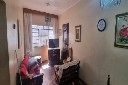 Casa Térrea à venda com 3 quartos em Chora Menino, São Paulo, SP