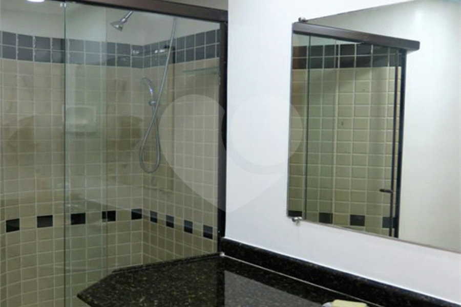 Apartamento à venda com 4 quartos, sendo 2 suítes,  em Morumbi, São Paulo, SP