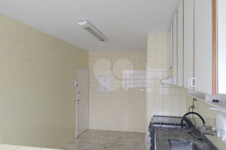 Apartamento à venda com 3 quartos, sendo 1 suíte, em Vila Mariana, São Paulo, SP