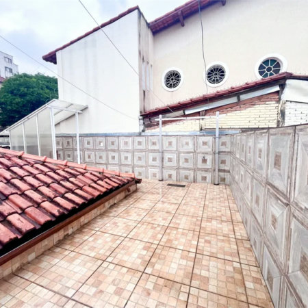 Casa à venda com 4 quartos, sendo 2 suítes, em Jardim São Paulo(zona Norte), São Paulo, SP