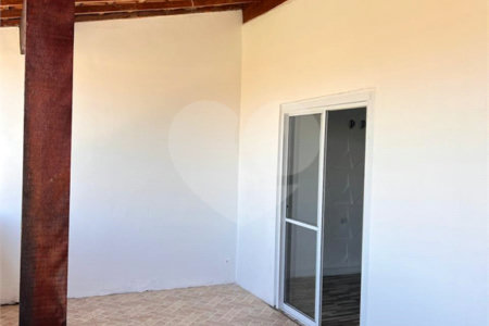 Sobrado à venda com 2 quartos, sendo 1 suíte, em Vila Correa, Ferraz de Vasconcelos, SP