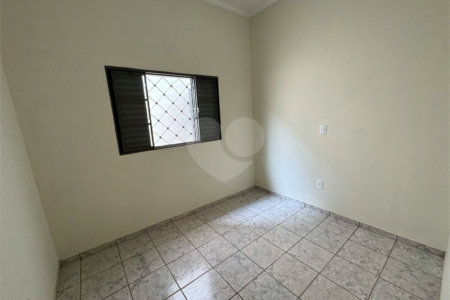 Casa à venda com 3 quartos, sendo 1 suíte, em Jardim Ártico, Araraquara, SP