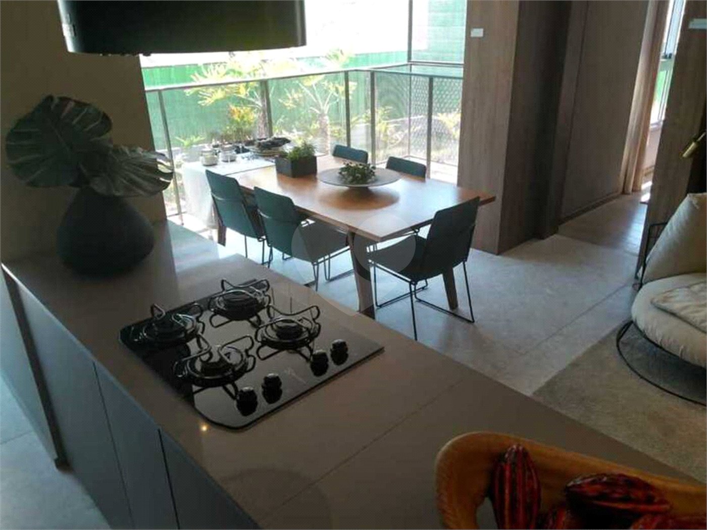 Apartamento à venda com 3 quartos, sendo 1 suíte,  em Jardim das Acácias, São Paulo, SP