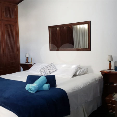 Casa em condomínio à venda com 3 quartos, sendo 2 suítes,  em Alto de Búzios, Armação dos Búzios, RJ