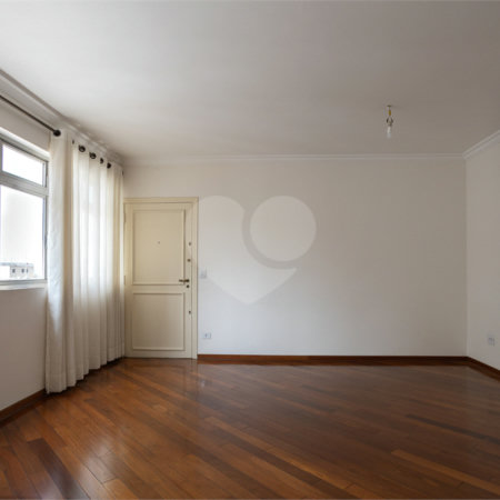 Apartamento à venda com 3 quartos, sendo 1 suíte, em Jardim Paulista, São Paulo, SP
