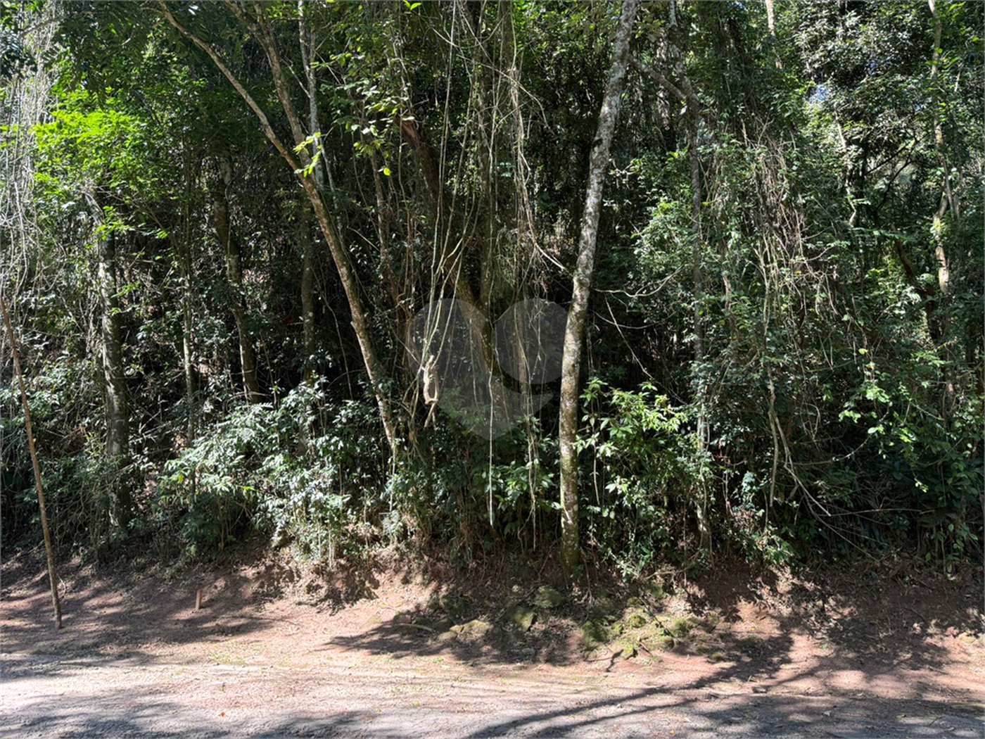 Terreno à venda no condomínio Alpes da Cantareira, Mairiporã - SP