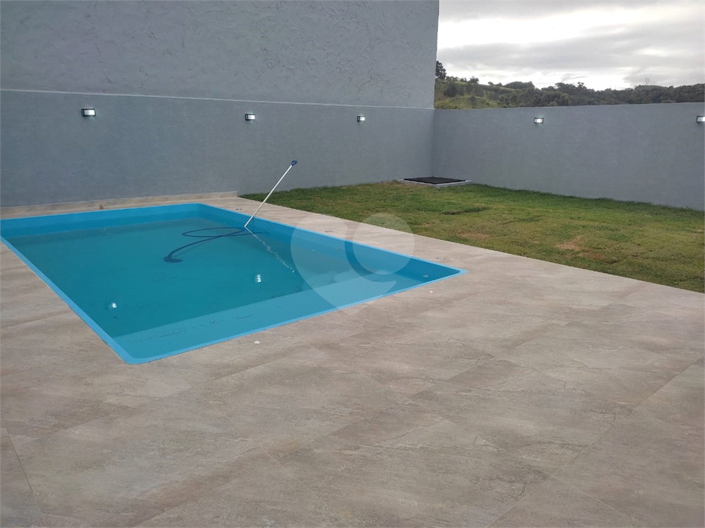Casa à venda com 3 quartos, sendo 1 suíte,  em Loteamento Parque Residencial Serras de Atibaia II, Atibaia, SP