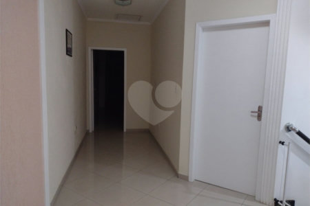 Sobrado à venda com 2 quartos, sendo 1 suíte, em Jardim Márcia, Suzano, SP