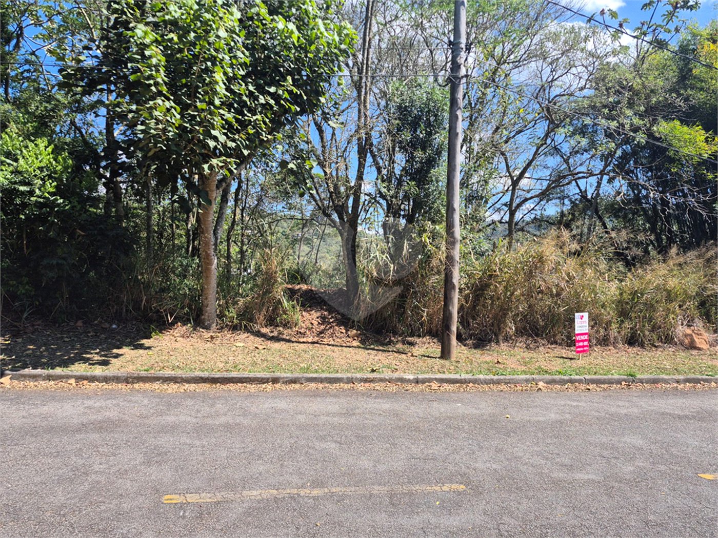 Terreno à venda no condomínio Alpes da Cantareira, Mairiporã - SP