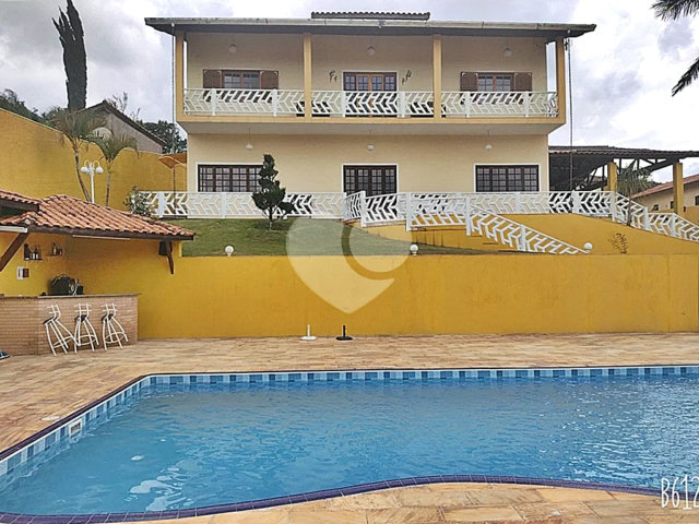 Casa à venda com 4 quartos, sendo 3 suítes,  em Luiz Fagundes, Mairiporã, SP