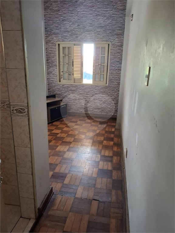 Casa à venda com 4 quartos, sendo 3 suítes, em Jardim São Bento, São Paulo, SP
