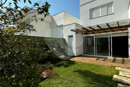 Casa à venda com 4 quartos, sendo 2 suítes,  no condomínio Montblanc, Sorocaba - SP