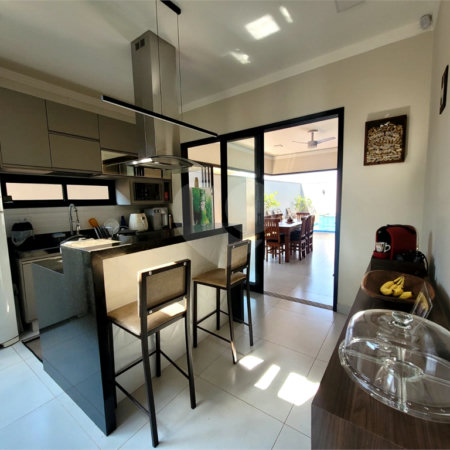 Casa à venda com 3 suítes em Ribeirânia, Ribeirão Preto, SP