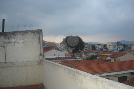 Sobrado à venda com 3 quartos em Parque Casa de Pedra, São Paulo, SP