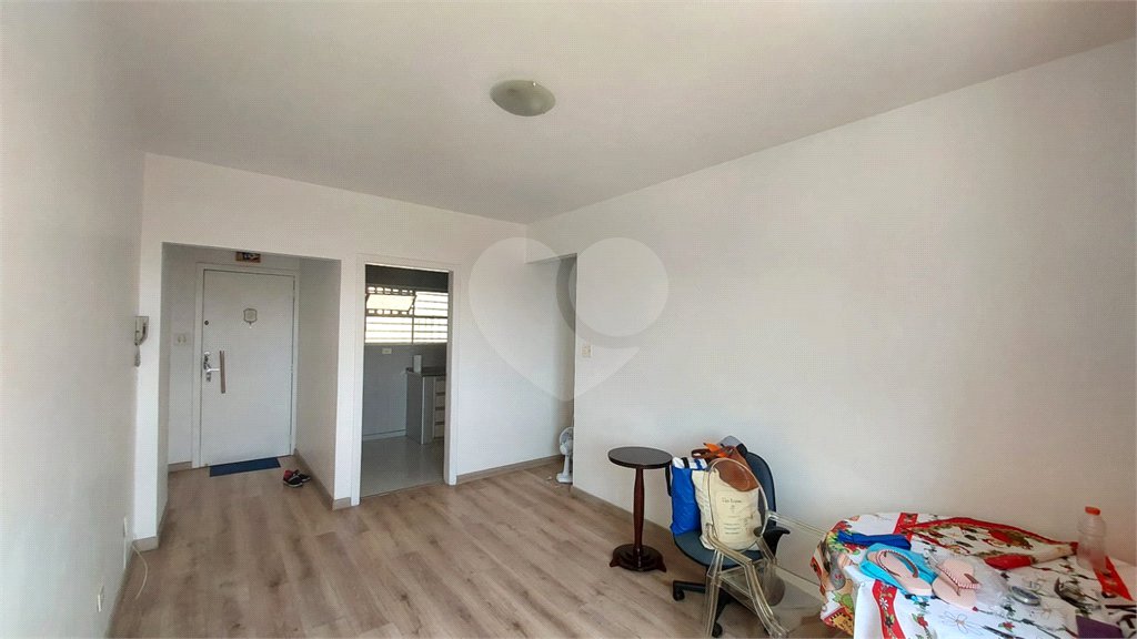 Apartamento à venda com 2 quartos em Sé, São Paulo, SP