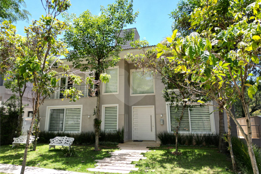 Casa à venda com 4 quartos, sendo 3 suítes, no condomínio Reserva Nova Cantareira, São Paulo - SP