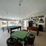 Casa à venda com 5 quartos, sendo 3 suítes,  no condomínio Village Saint Charbel, Araçoiaba da Serra - SP