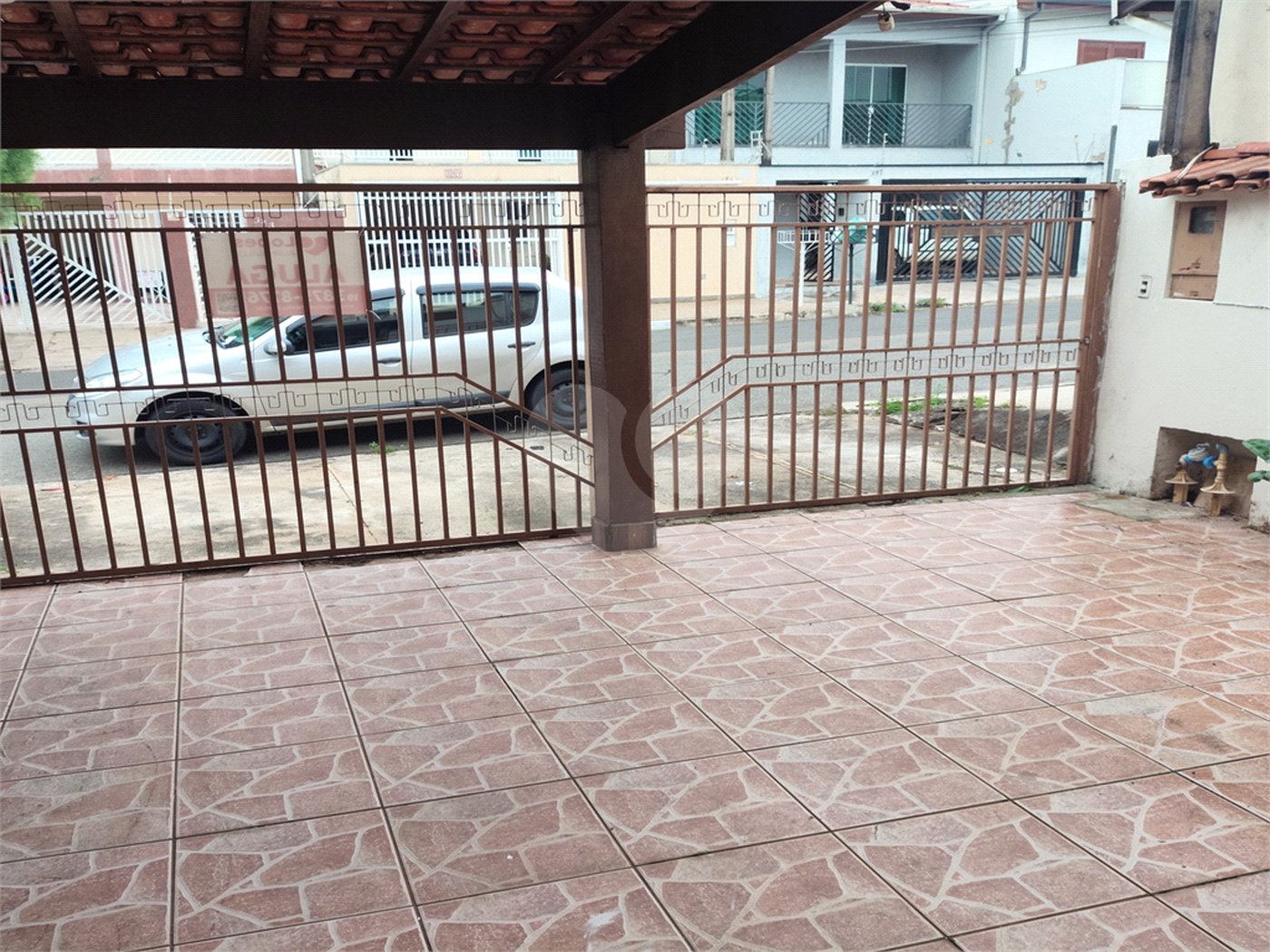 Sobrado para alugar com 3 quartos, sendo 1 suíte, em Jardim Valença, Indaiatuba, SP