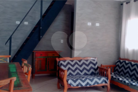 Casa à venda com 2 quartos, sendo 1 suíte,  em Capela, Vinhedo, SP
