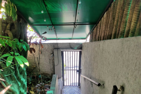 Sobrado à venda com 3 quartos, sendo 1 suíte, em Vila Pompéia, São Paulo, SP