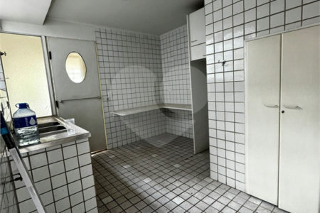 Casa à venda ou para alugar com 4 quartos, sendo 2 suítes,  em Vila Andrade, São Paulo, SP
