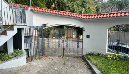 Sobrado à venda com 3 quartos, sendo 1 suíte,  em Tremembé, São Paulo, SP