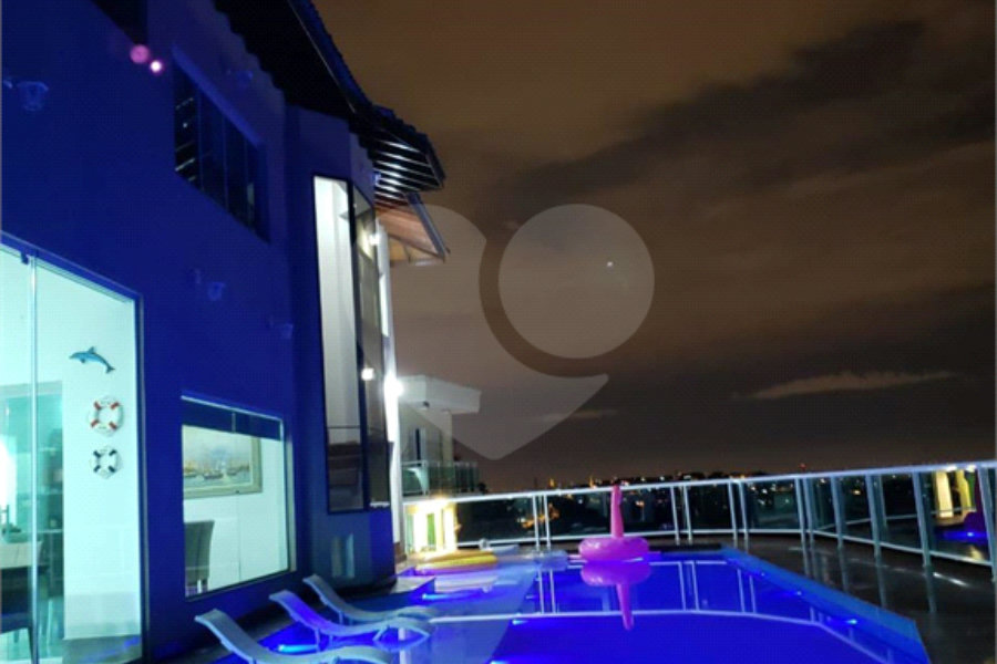 Casa à venda com 3 quartos, sendo 2 suítes, no condomínio : Conjunto Residencial Itaguaçu, São Paulo - SP