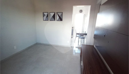 Apartamento à venda com 2 quartos em Vila Suissa, Mogi das Cruzes, SP