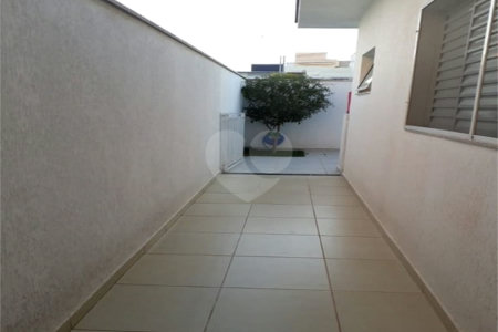 Casa à venda com 3 quartos, sendo 1 suíte, no condomínio Horto Florestal II, Sorocaba - SP