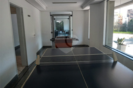 Apartamento à venda com 3 suítes em Vila Suzana, São Paulo, SP