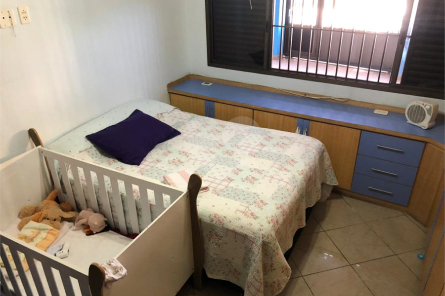 Casa Térrea à venda com 3 suítes em Jaçanã, São Paulo, SP