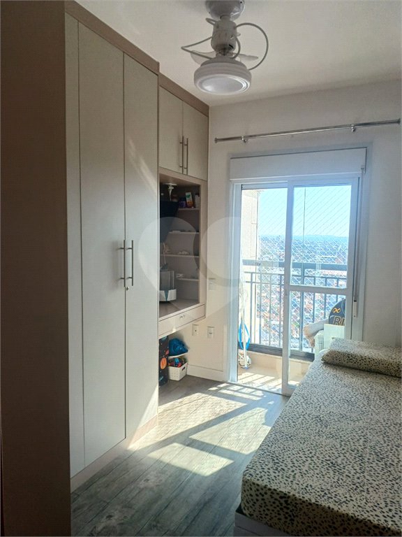 Apartamento à venda com 3 quartos, sendo 1 suíte,  em Vila Vitória, Mogi das Cruzes, SP