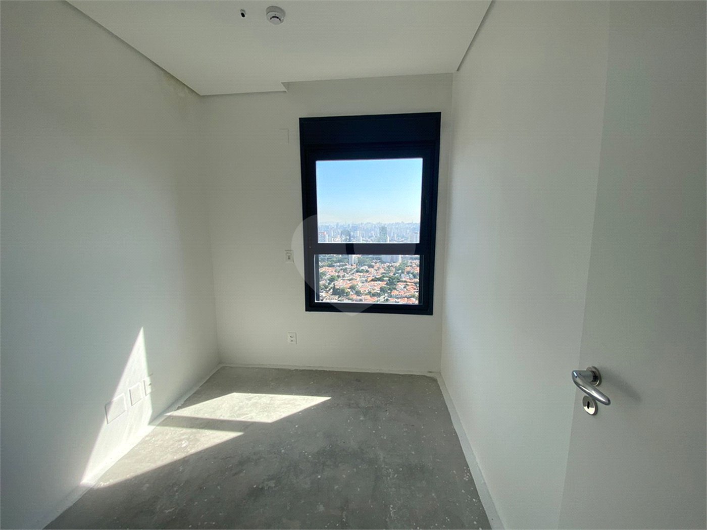 Apartamento à venda com 3 suítes em Jardim das Acácias, São Paulo, SP