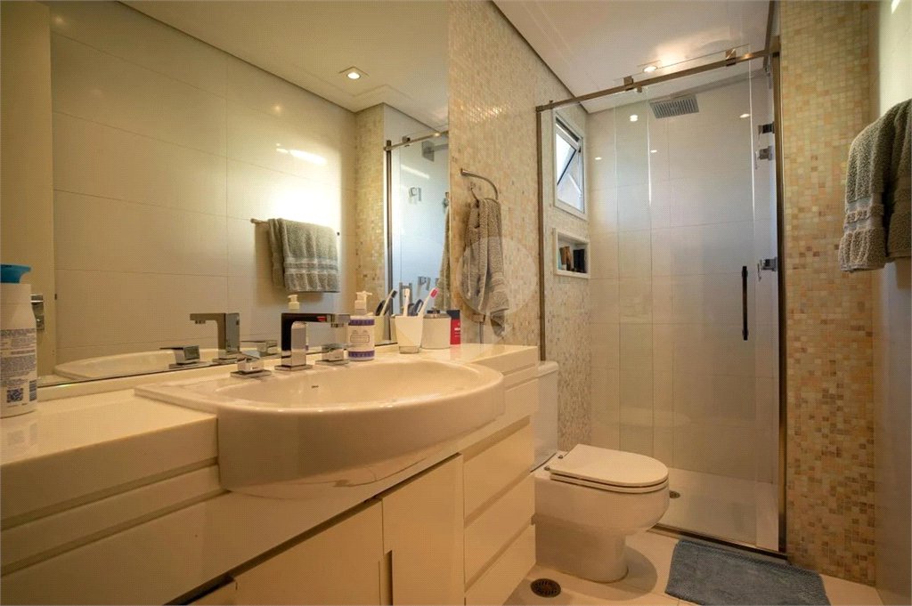 Apartamento à venda com 4 quartos, sendo 3 suítes, em Alto da Mooca, São Paulo, SP