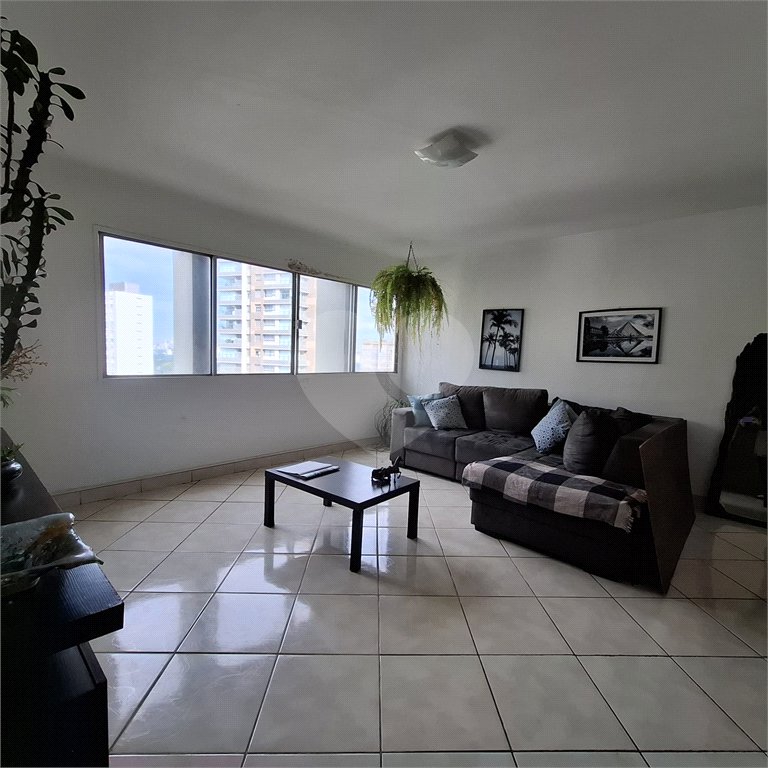 Apartamento em Pinheiros, Andar alto 02 dormitórios e 01 vaga