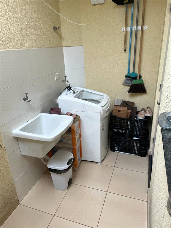 Casa à venda com 2 suítes no condomínio Jd. Avelino II, São Paulo - SP