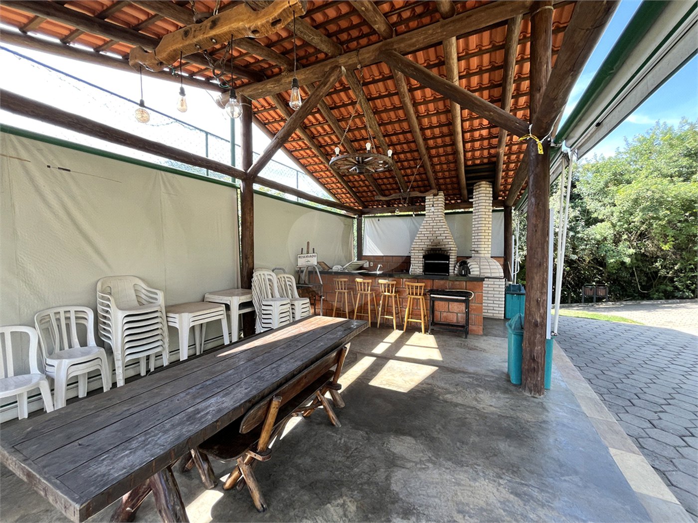 Casa à venda com 3 suítes no condomínio Village Ipanema 1, Araçoiaba da Serra - SP