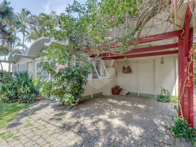 Casa Térrea à venda com 3 quartos, sendo 1 suíte,  em Chácara Monte Alegre, São Paulo, SP