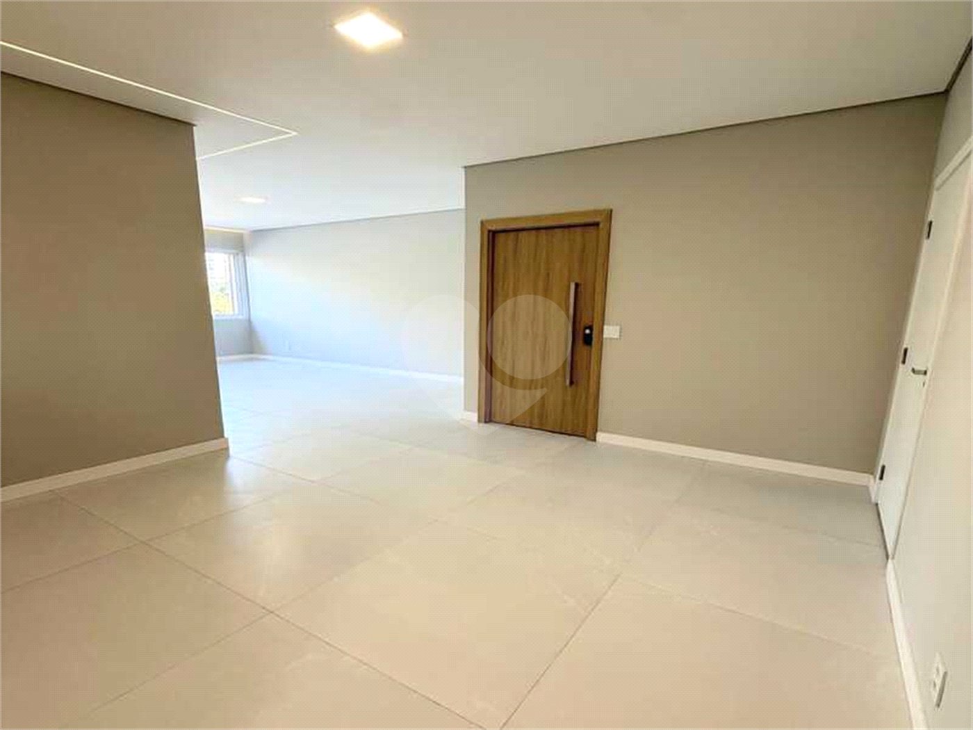 Apartamento à venda com 3 quartos, sendo 1 suíte, em Laranjeiras, Rio de Janeiro, RJ