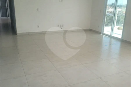 Apartamento à venda com 2 quartos, sendo 1 suíte, em Vila Teixeira, Salto, SP