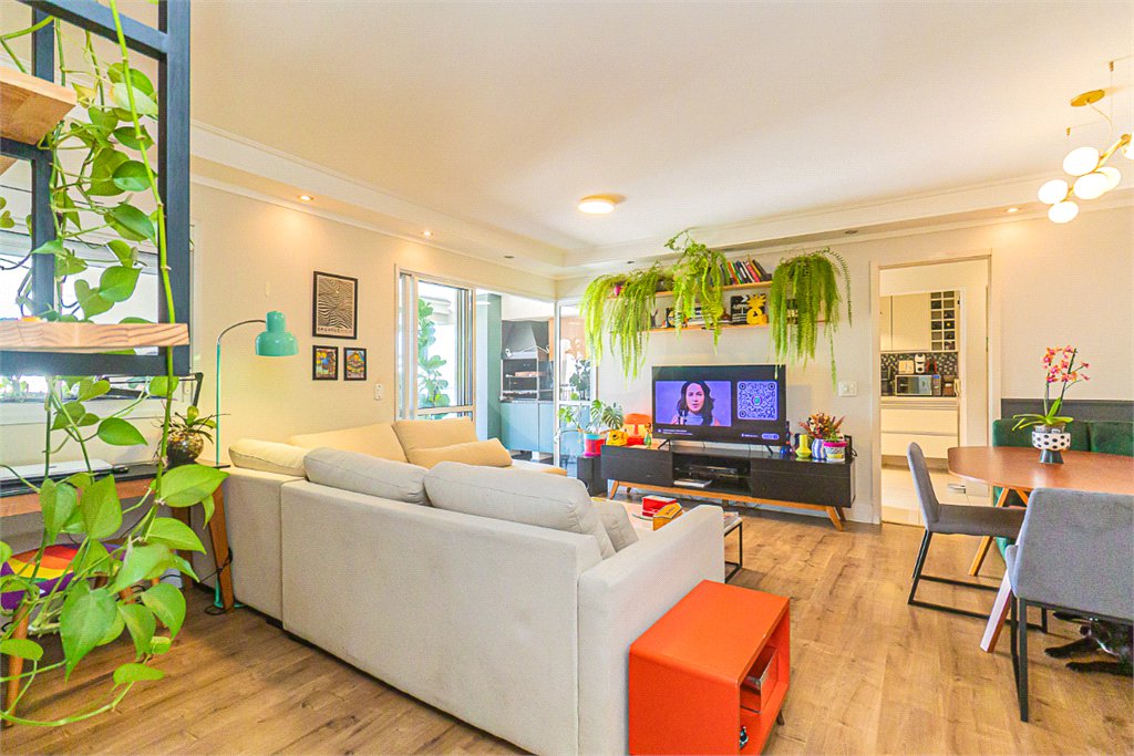Apartamento à venda com 2 quartos, sendo 1 suíte, em Santo Amaro, São Paulo, SP