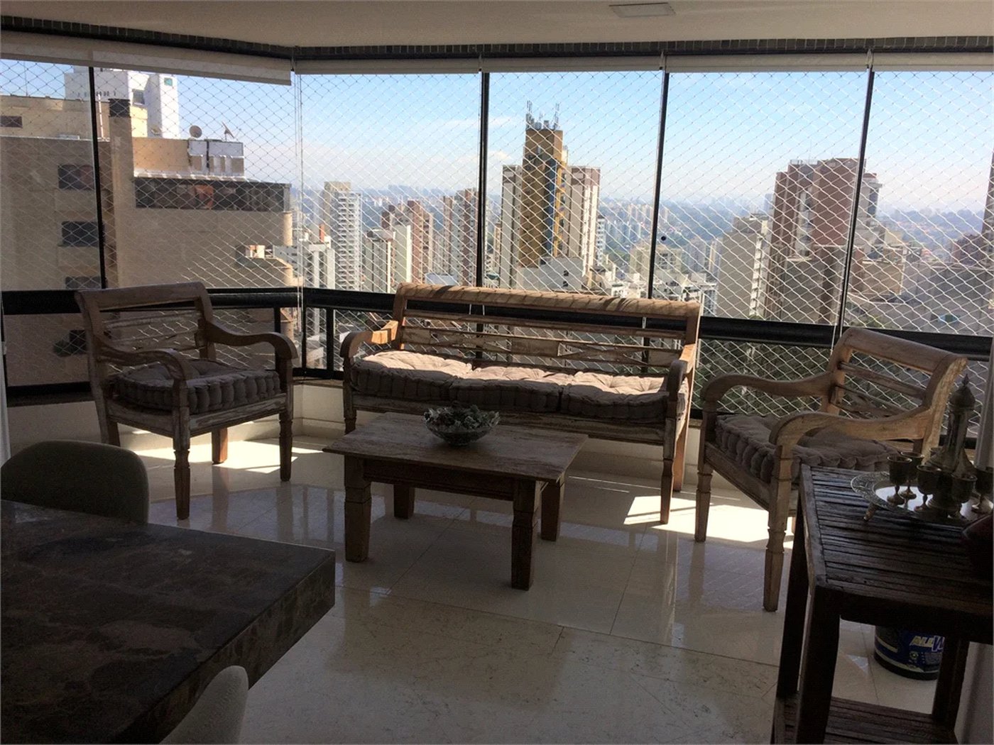 Apartamento à venda com 3 suítes em Vila Suzana, São Paulo, SP
