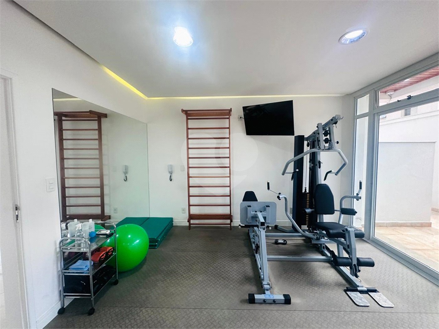 Apartamento à venda com 2 quartos, sendo 1 suíte, em Vila Clementino, São Paulo, SP