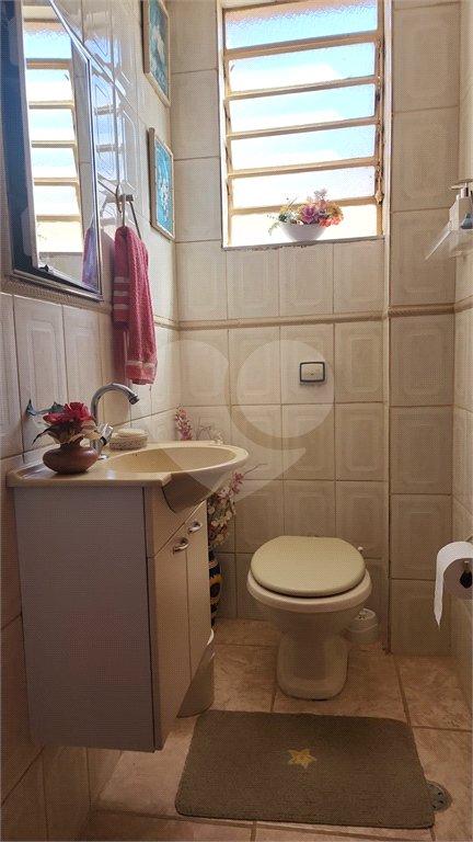 Casa à venda com 3 quartos, sendo 2 suítes, em Indianópolis, São Paulo, SP