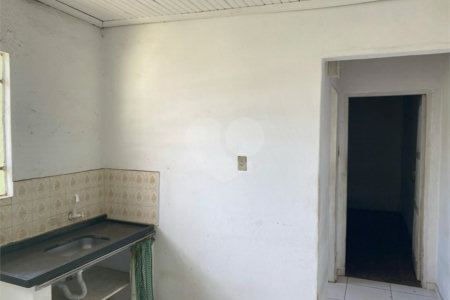 Casa térrea para venda na Vila Faria.