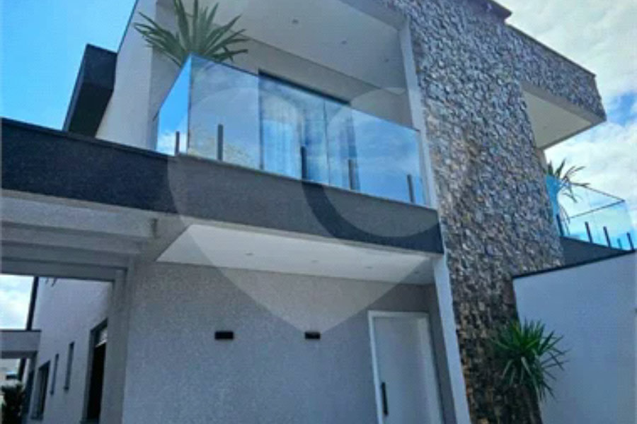 Casa à venda com 4 suítes em São Lourenço, Bertioga, SP