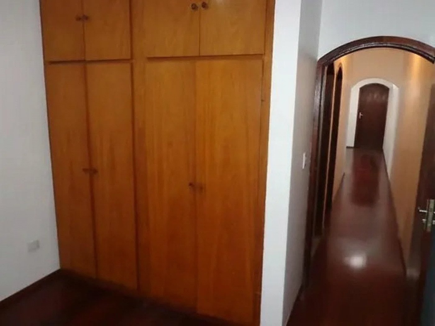 Casa à venda com 3 quartos, sendo 1 suíte,  em Vila Campesina, Osasco, SP