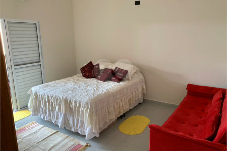 Casa térrea com piscina para venda no Residencial Arcoville