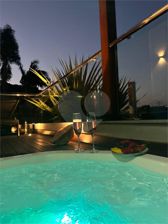 Casa à venda com 3 suítes no condomínio Hills, Arujá - SP